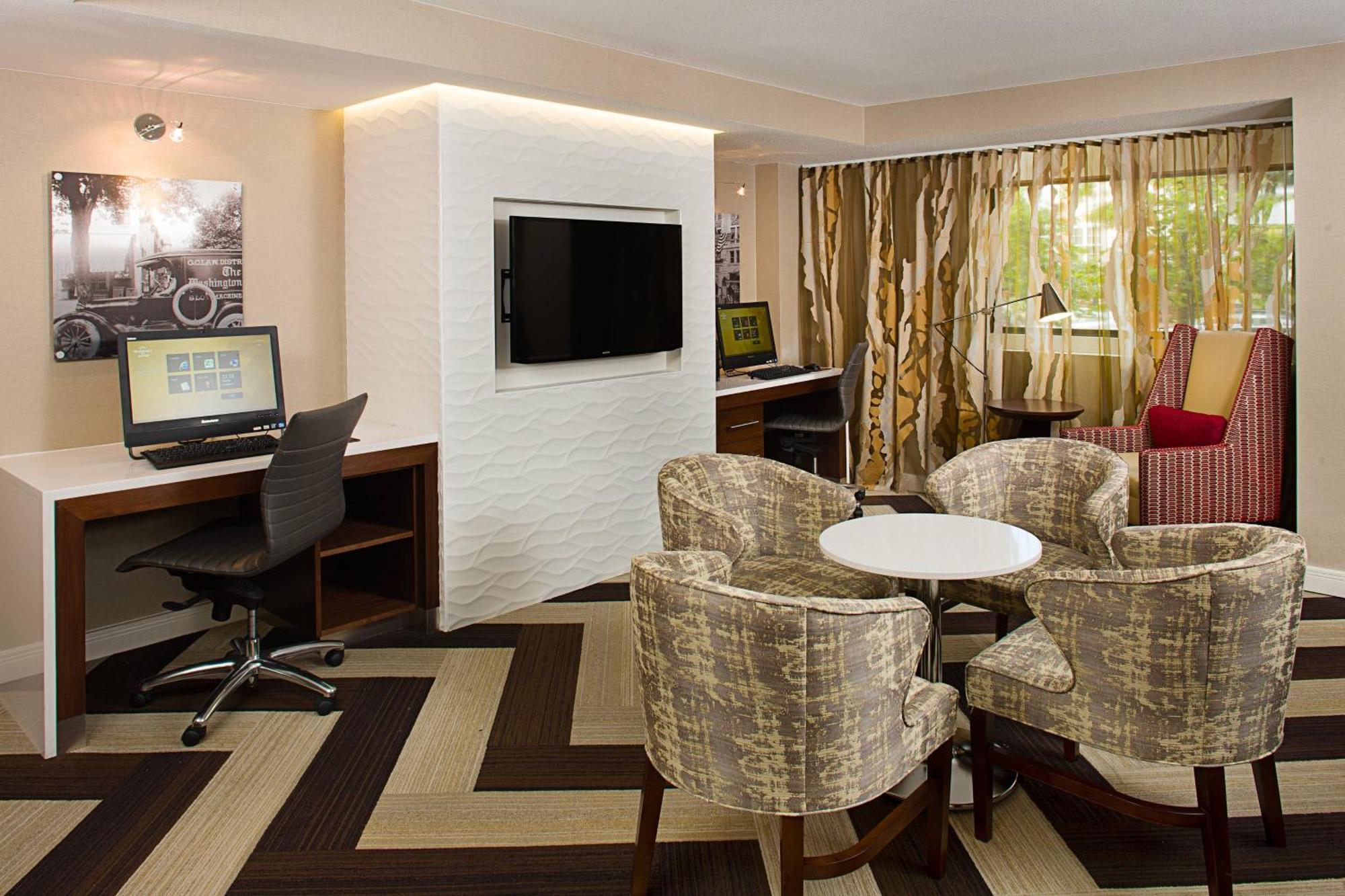 Residence Inn By Marriott Washington - Dc/Foggy Bottom Экстерьер фото